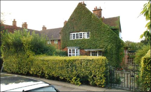 27 Temple Fortune Hill